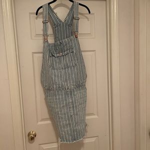 American Eagle Denim Skirtall. NWT